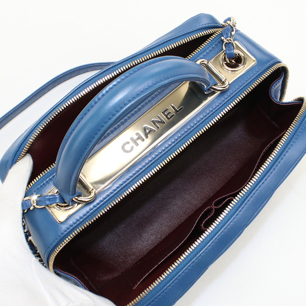CHANEL Chanel handbag Matelassé women's blue - Picture 3 of 10